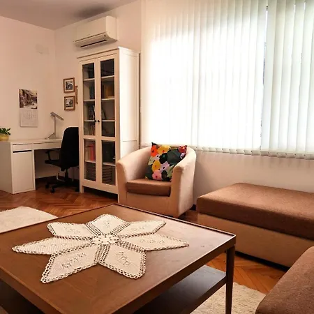 Seaside Luxury Apartment *