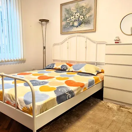 Seaside Luxury Apartment